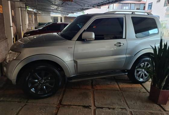 MITSUBISHI PAJERO 2.5 HD 4X4 8V TURBO INTERCOOLER DIESEL 4P MANUAL